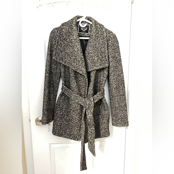 RW&CO. Jackets & Blazers - RW&CO. Black and White Textured Trench Coat
